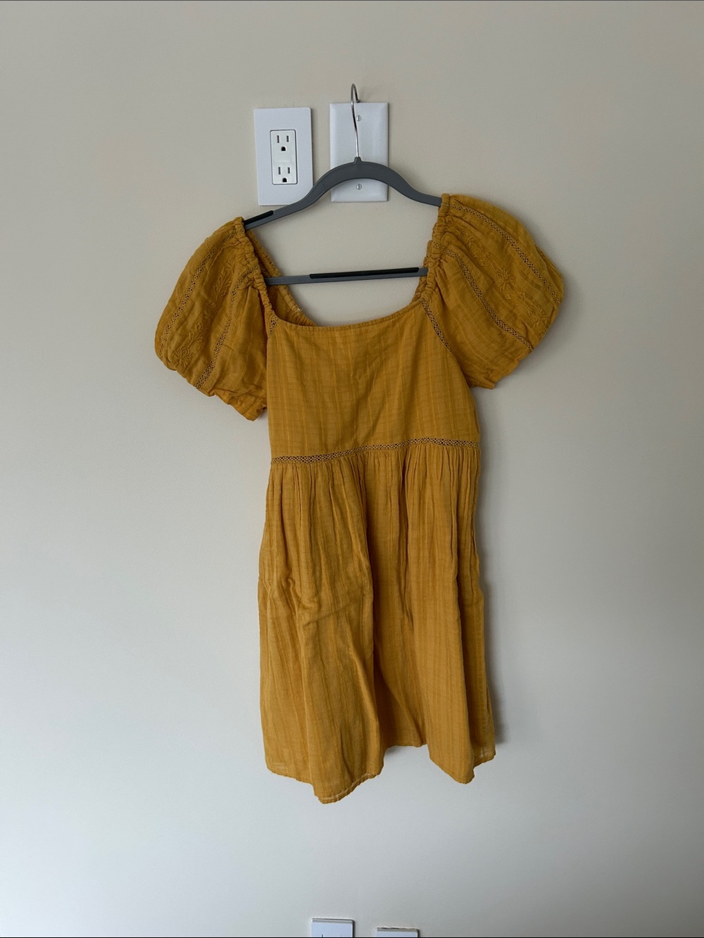 American Eagle Outfitters Mustard Yellow Puff-Sleeve Mini Dress